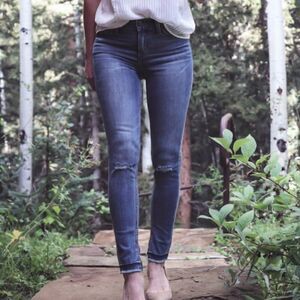 EUC! Treasure and Bond Distressed Mid-Rise Skinny Ankle Jeans - Size 24